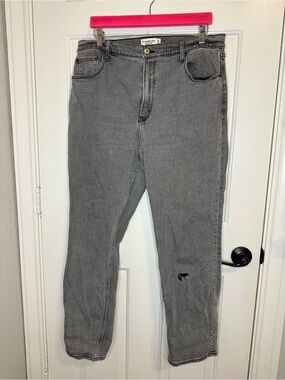 Abercrombie & Fitch Gray The Ankle Straight Ultra High Rise Sz 16 / 33